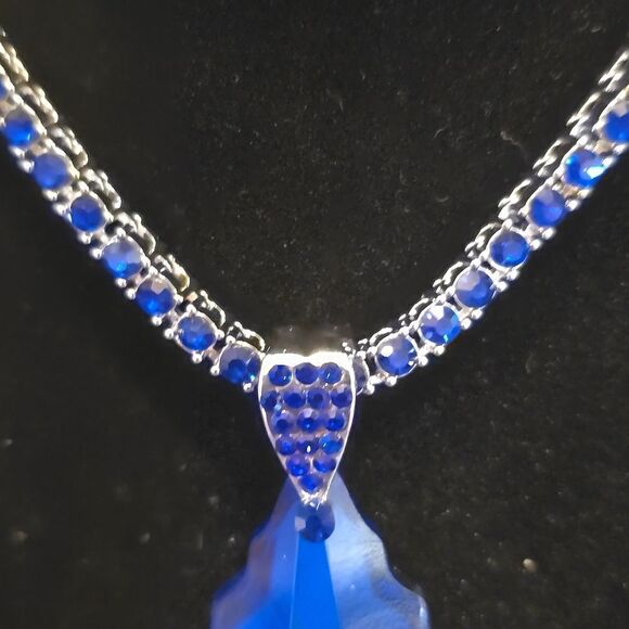 Austrian Crystal Necklace! Excellent CRAFTSMANSHIP! NWOT! - Picture 12 of 13